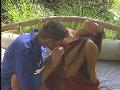Miko Lee Asiatique gros seins se fait mordre les t�tons et l�cher le minou ca l excite grave